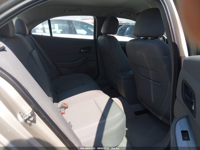 46041283 :رقم المزاد ، 1G11B5SLXFF267356 vin ، 2015 Chevrolet Malibu Ls مزاد بيع