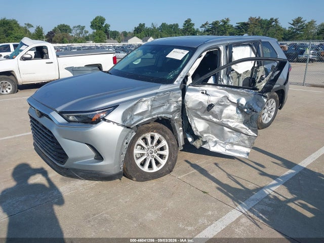Продажа на аукционе авто 2025 Toyota Grand Highlander Xle, vin: 5TDAAAA5XSS022928, номер лота: 46041286