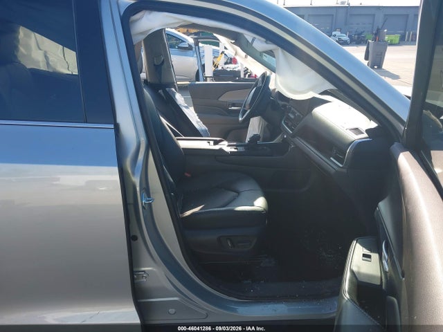 Продажа на аукционе авто 2025 Toyota Grand Highlander Xle, vin: 5TDAAAA5XSS022928, номер лота: 46041286