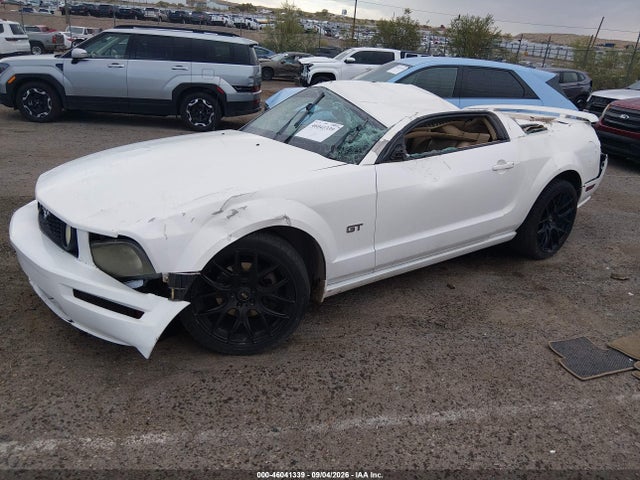 2005 Ford Mustang Gt Deluxe/gt Premium მანქანა იყიდება აუქციონზე, vin: 1ZVFT82H455209705, აუქციონის ნომერი: 46041339