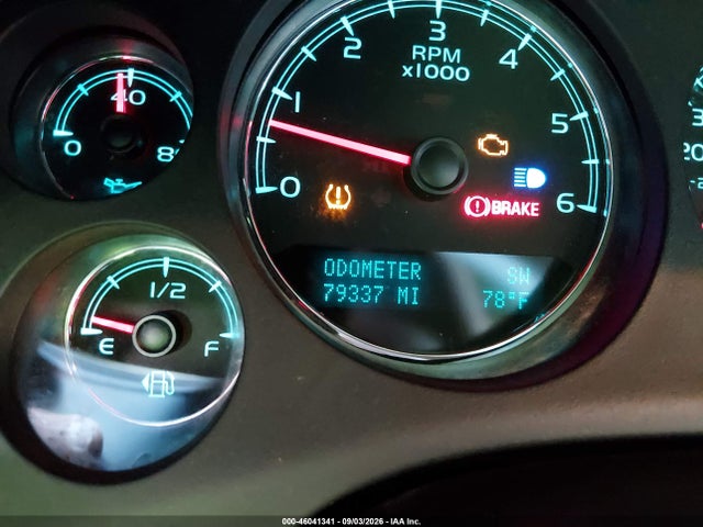 46041341 :رقم المزاد ، 1GNSKJE70ER101886 vin ، 2014 Chevrolet Suburban 1500 Lt مزاد بيع