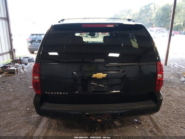 46041341 :رقم المزاد ، 1GNSKJE70ER101886 vin ، 2014 Chevrolet Suburban 1500 Lt مزاد بيع