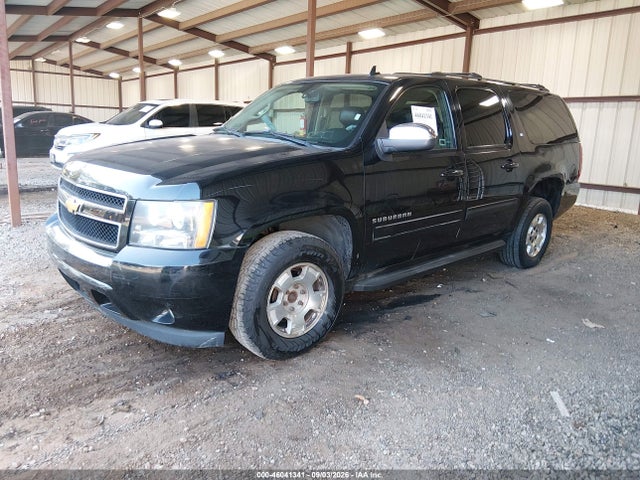 46041341 :رقم المزاد ، 1GNSKJE70ER101886 vin ، 2014 Chevrolet Suburban 1500 Lt مزاد بيع