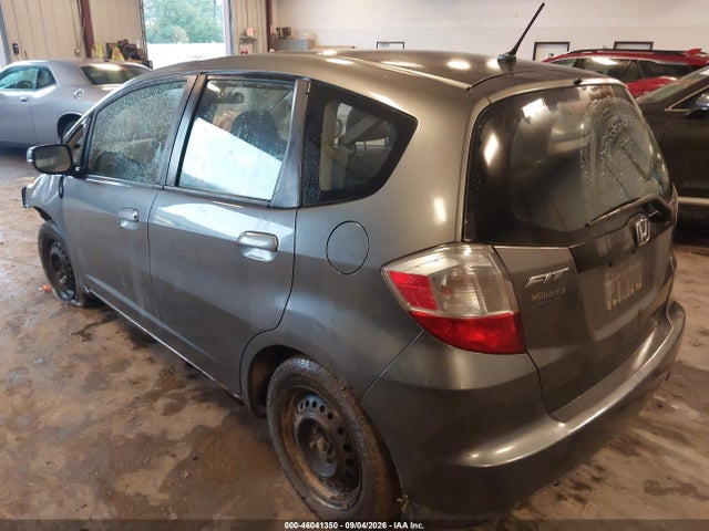 Продажа на аукционе авто 2013 Honda Fit, vin: JHMGE8H33DC080037, номер лота: 46041350