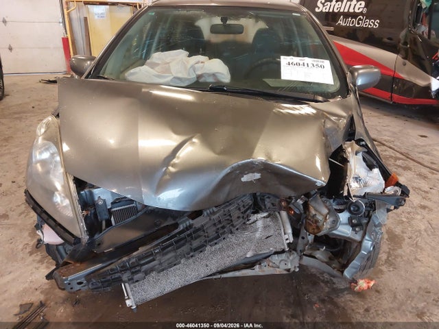 Продажа на аукционе авто 2013 Honda Fit, vin: JHMGE8H33DC080037, номер лота: 46041350