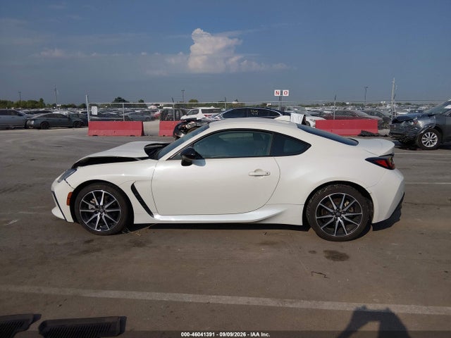 46041391 :رقم المزاد ، JF1ZNBC14N8750301 vin ، 2022 Toyota Gr86 مزاد بيع