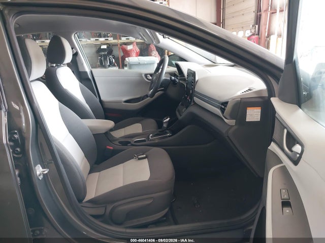 Продаж на аукціоні авто 2020 Hyundai Ioniq Hybrid Blue, vin: KMHC65LC3LU220479, номер лоту: 46041406