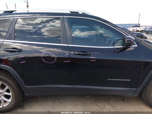 2018 Jeep Cherokee Latitude Plus Fwd მანქანა იყიდება აუქციონზე, vin: 1C4PJLLB4JD560933, აუქციონის ნომერი: 46041418