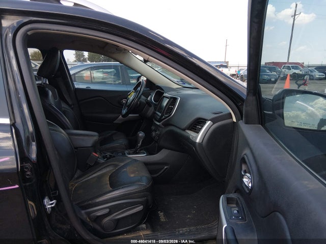 2018 Jeep Cherokee Latitude Plus Fwd მანქანა იყიდება აუქციონზე, vin: 1C4PJLLB4JD560933, აუქციონის ნომერი: 46041418