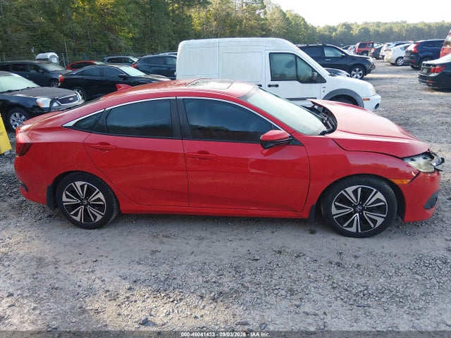 46041433 :رقم المزاد ، 2HGFC1F77HH637388 vin ، 2017 Honda Civic Ex-l مزاد بيع