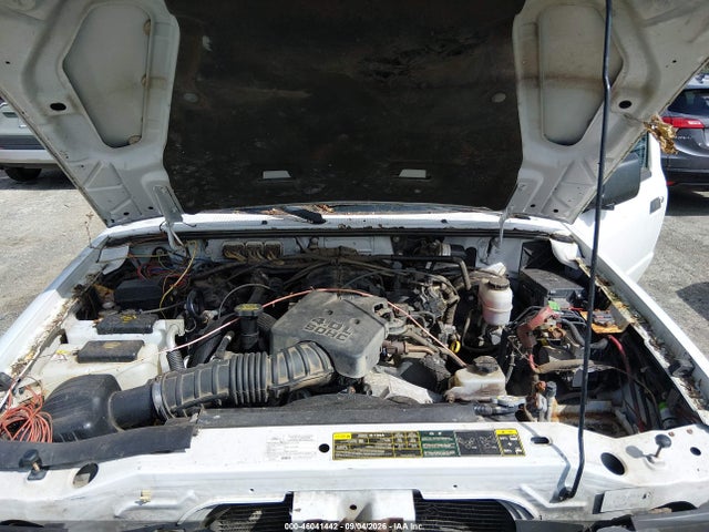2011 Ford Ranger Super Cab მანქანა იყიდება აუქციონზე, vin: 1FTLR4FEXBPA90331, აუქციონის ნომერი: 46041442