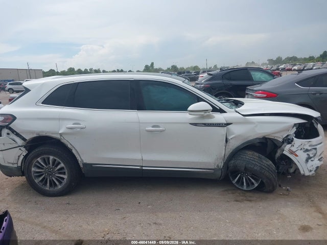 Продажа на аукционе авто 2022 Lincoln Nautilus Reserve, vin: 2LMPJ6K9XNBL25030, номер лота: 46041449