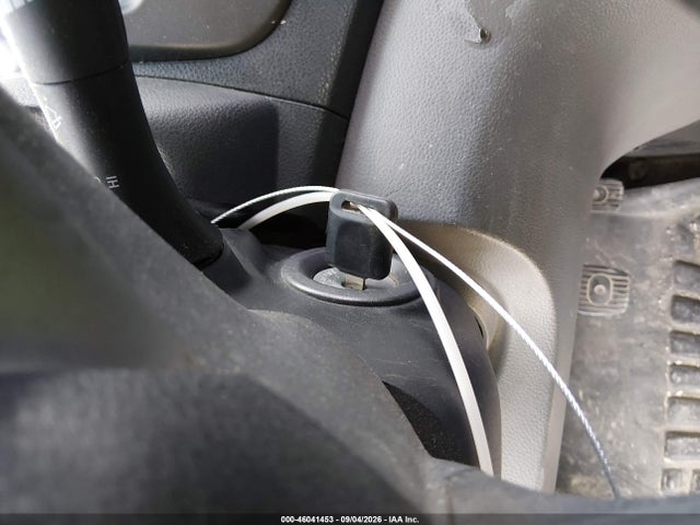 46041453 :رقم المزاد ، 3N6CM0KN4FK698881 vin ، 2015 Nissan Nv200 Sv مزاد بيع