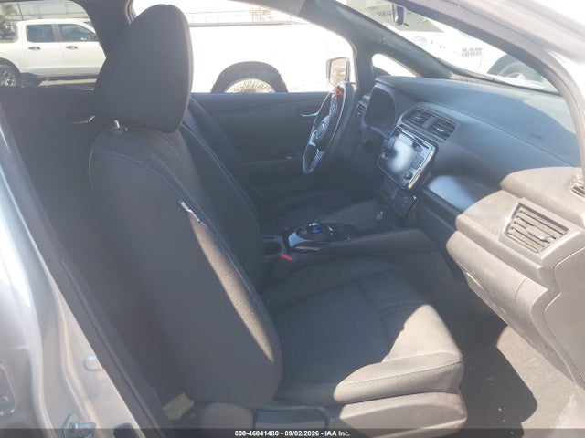 Nissan Leaf S/sv/sl 2018 1N4AZ1CP1JC303982 Image 5