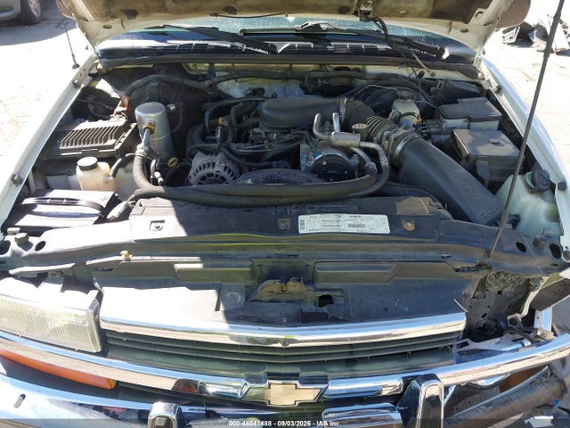 46041488 :رقم المزاد ، 1GNDT13W0X2219707 vin ، 1999 Chevrolet Blazer Ls مزاد بيع