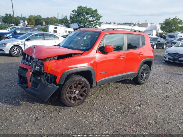 Jeep Renegade Latitude 4x4 2017 ZACCJBBB8HPG28754 Image 2