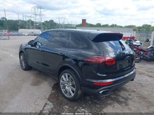 Porsche Cayenne 2017 WP1AA2A24HKA90054 Image 3