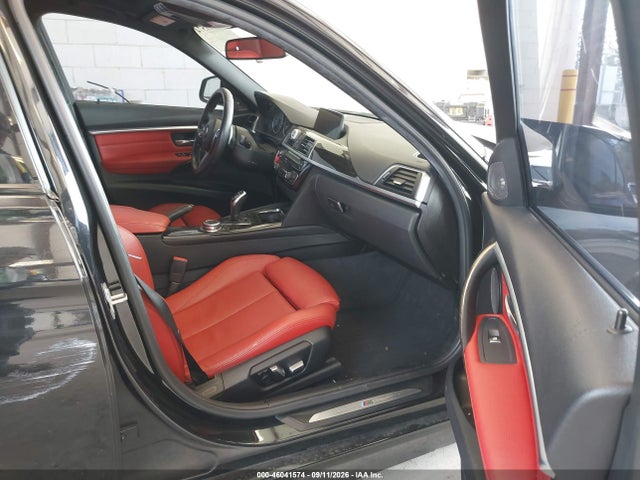 46041574 :رقم المزاد ، WBA8B3C52HK777377 vin ، 2017 Bmw 340i مزاد بيع