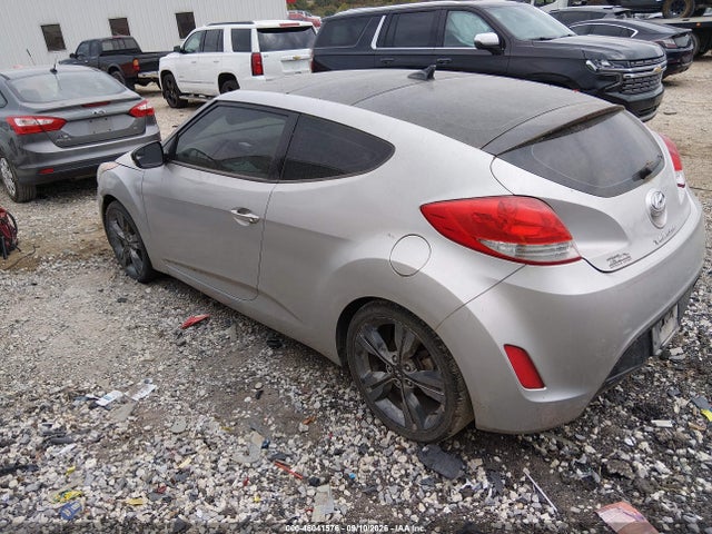 Продажа на аукционе авто 2016 Hyundai Veloster, vin: KMHTC6AD4GU270646, номер лота: 46041576