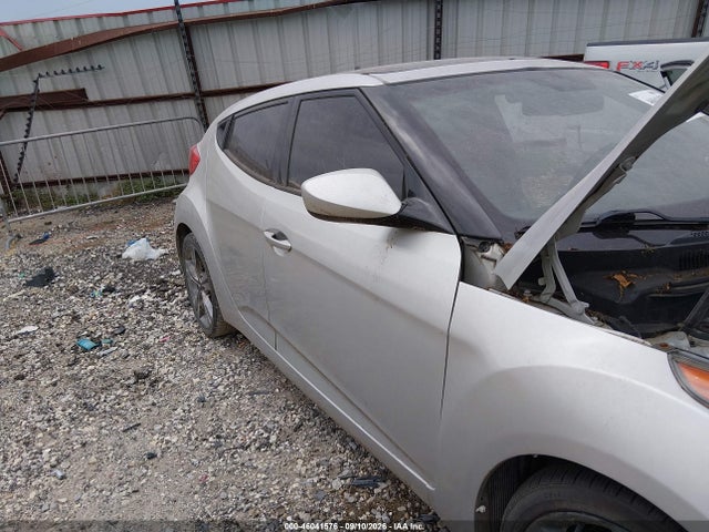 Продажа на аукционе авто 2016 Hyundai Veloster, vin: KMHTC6AD4GU270646, номер лота: 46041576