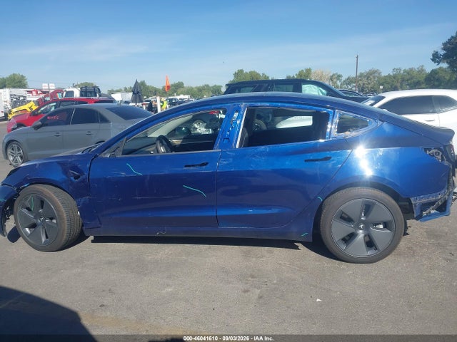 2022 Tesla Model 3 Long Range Dual Motor All-wheel Drive მანქანა იყიდება აუქციონზე, vin: 5YJ3E1EB7NF133457, აუქციონის ნომერი: 46041610