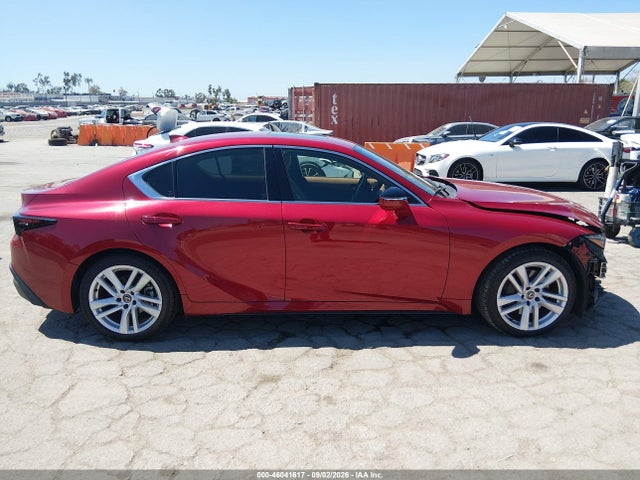 Lexus IS 300 2023 JTHCA1D29P5122945 Image 14