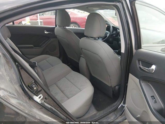 KIA FORTE LX 2016 KNAFK4A65G5531459 Image 8