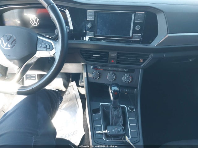 2024 Volkswagen Jetta 1.5t Sport მანქანა იყიდება აუქციონზე, vin: 3VWBM7BU4RM044256, აუქციონის ნომერი: 46041731
