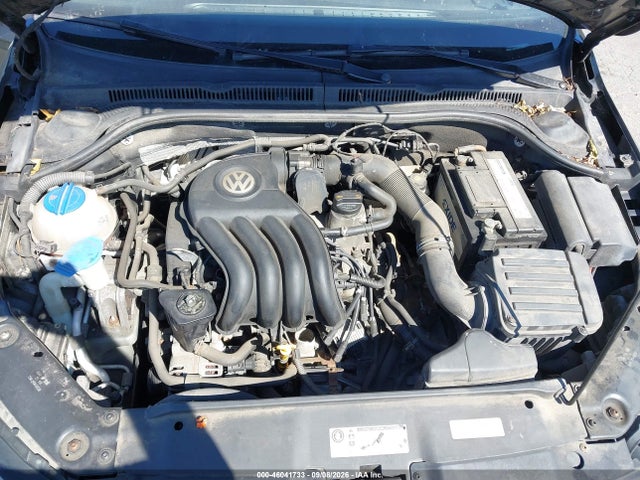 2013 Volkswagen Jetta 2.0l S მანქანა იყიდება აუქციონზე, vin: 3VW2K7AJ8DM232400, აუქციონის ნომერი: 46041733