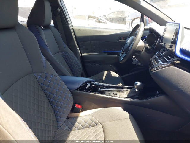 Toyota C-HR XLE 2022 NMTKHMBX1NR142198 Image 5