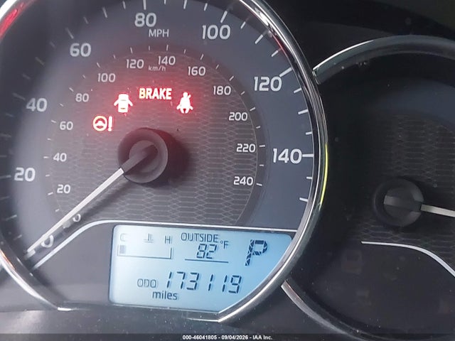 2014 Toyota Corolla Le მანქანა იყიდება აუქციონზე, vin: 5YFBURHE5EP132234, აუქციონის ნომერი: 46041805