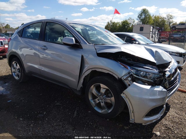 2022 Honda Hr-v Awd Lx მანქანა იყიდება აუქციონზე, vin: 3CZRU6H35NM753809, აუქციონის ნომერი: 46041840