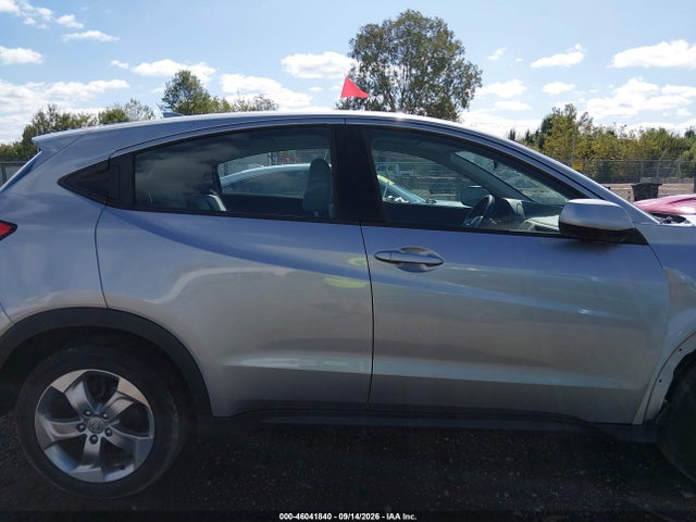 2022 Honda Hr-v Awd Lx მანქანა იყიდება აუქციონზე, vin: 3CZRU6H35NM753809, აუქციონის ნომერი: 46041840
