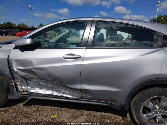 2022 Honda Hr-v Awd Lx მანქანა იყიდება აუქციონზე, vin: 3CZRU6H35NM753809, აუქციონის ნომერი: 46041840