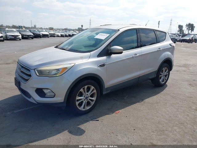 2017 Ford Escape Se მანქანა იყიდება აუქციონზე, vin: 1FMCU0GDXHUA33159, აუქციონის ნომერი: 46041871
