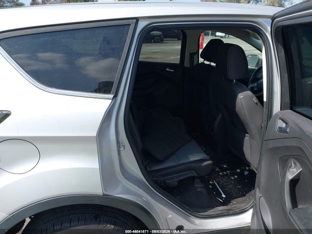 2017 Ford Escape Se მანქანა იყიდება აუქციონზე, vin: 1FMCU0GDXHUA33159, აუქციონის ნომერი: 46041871