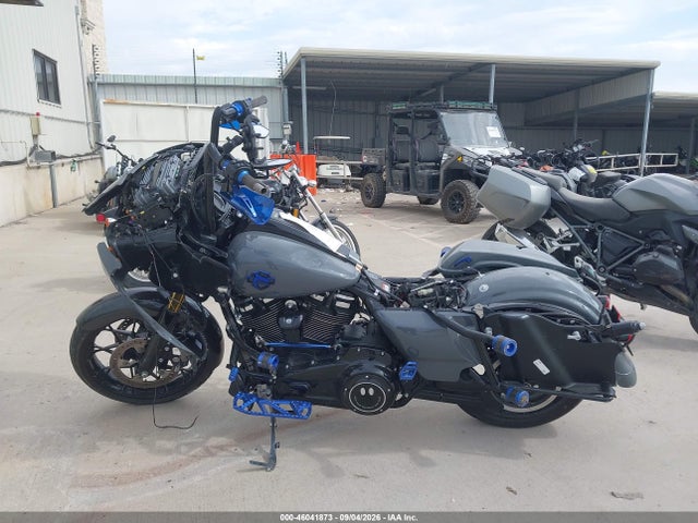 Harley-Davidson FLTRXS 2022 1HD1KTP14NB615739 Image 12