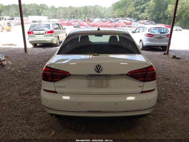 Продаж на аукціоні авто 2017 Volkswagen Passat 1.8t S, vin: 1VWAT7A39HC053543, номер лоту: 46041933