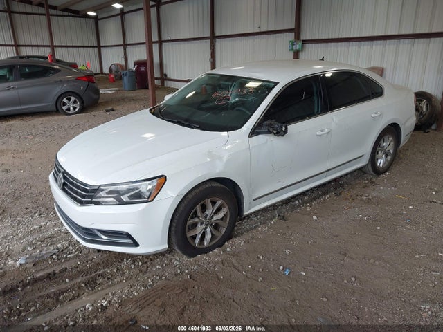 Продаж на аукціоні авто 2017 Volkswagen Passat 1.8t S, vin: 1VWAT7A39HC053543, номер лоту: 46041933
