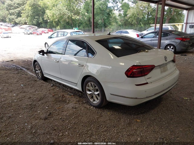 Продаж на аукціоні авто 2017 Volkswagen Passat 1.8t S, vin: 1VWAT7A39HC053543, номер лоту: 46041933