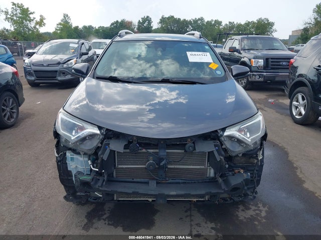 2018 Toyota Rav4 Hybrid Le მანქანა იყიდება აუქციონზე, vin: JTMRJREV5JD172113, აუქციონის ნომერი: 46041941