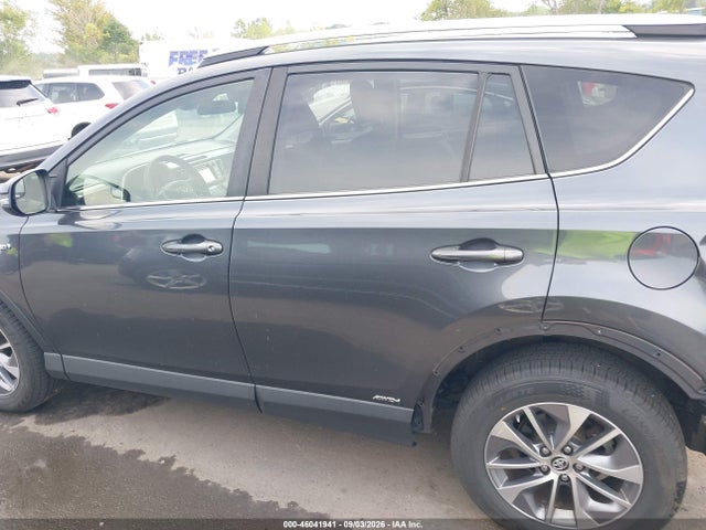 2018 Toyota Rav4 Hybrid Le მანქანა იყიდება აუქციონზე, vin: JTMRJREV5JD172113, აუქციონის ნომერი: 46041941