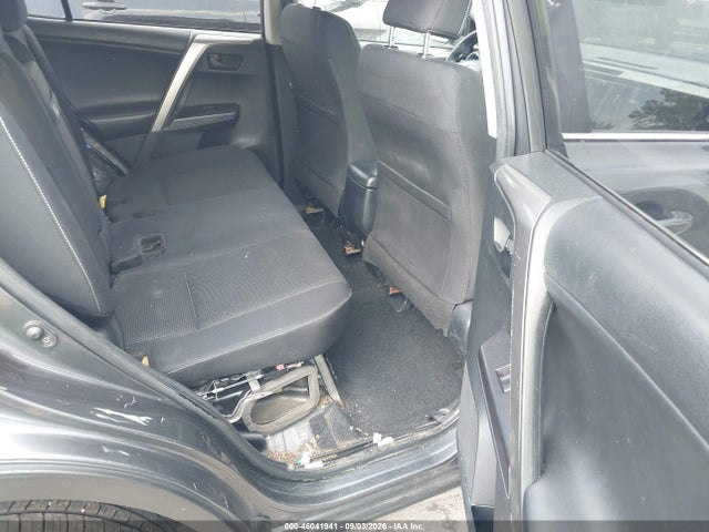 2018 Toyota Rav4 Hybrid Le მანქანა იყიდება აუქციონზე, vin: JTMRJREV5JD172113, აუქციონის ნომერი: 46041941
