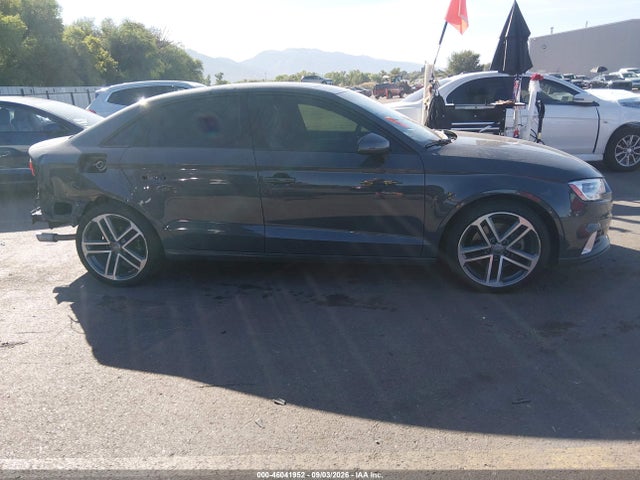 Audi A3 2.0t Premium/2.0t Tech Premium 2018 WAUB8GFF8J1087838 Image 14
