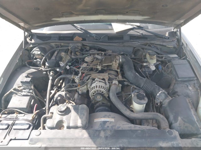 Продажа на аукционе авто 1999 Ford Crown Victoria Lx, vin: 2FAFP74W8XX153966, номер лота: 46041955