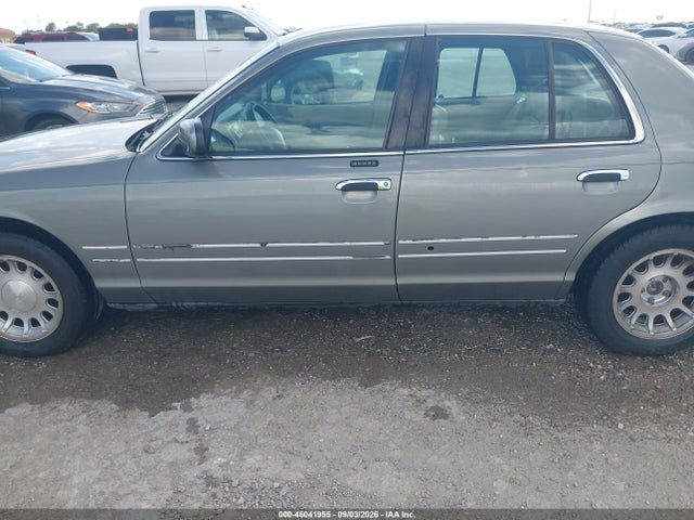 Продажа на аукционе авто 1999 Ford Crown Victoria Lx, vin: 2FAFP74W8XX153966, номер лота: 46041955