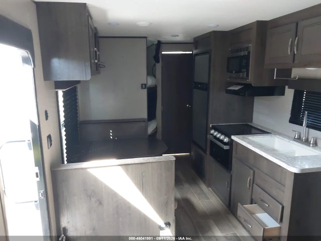 Jayco Jay Flight Slx 8 Travel Trailers 2021 1UJBJ0BN4M17V2508 Image 8