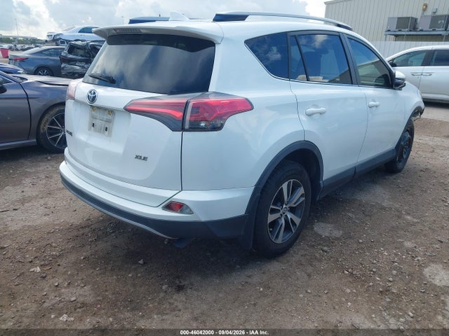 2018 Toyota Rav4 Xle მანქანა იყიდება აუქციონზე, vin: JTMWFREV3JJ169782, აუქციონის ნომერი: 46042000