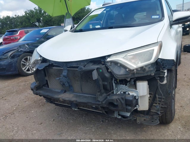 2018 Toyota Rav4 Xle მანქანა იყიდება აუქციონზე, vin: JTMWFREV3JJ169782, აუქციონის ნომერი: 46042000