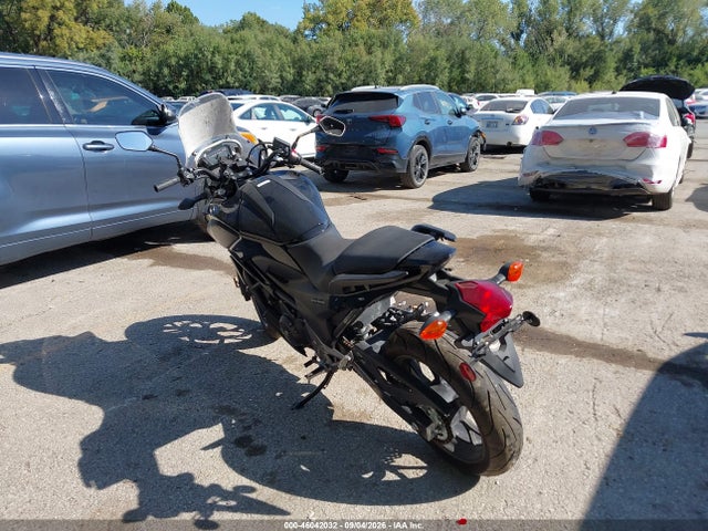 2015 Honda Nc700x მანქანა იყიდება აუქციონზე, vin: JH2RC6303FK100174, აუქციონის ნომერი: 46042032
